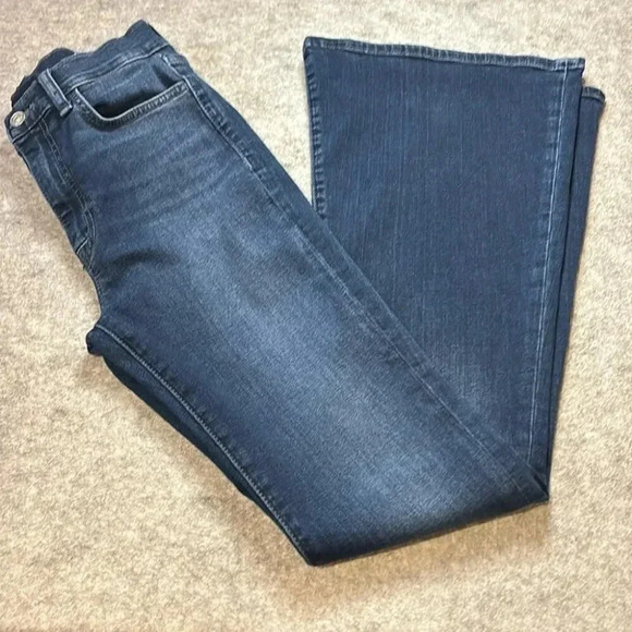 Hudson Heidi High Rise Flare, Size 25 - Picture 1 of 13